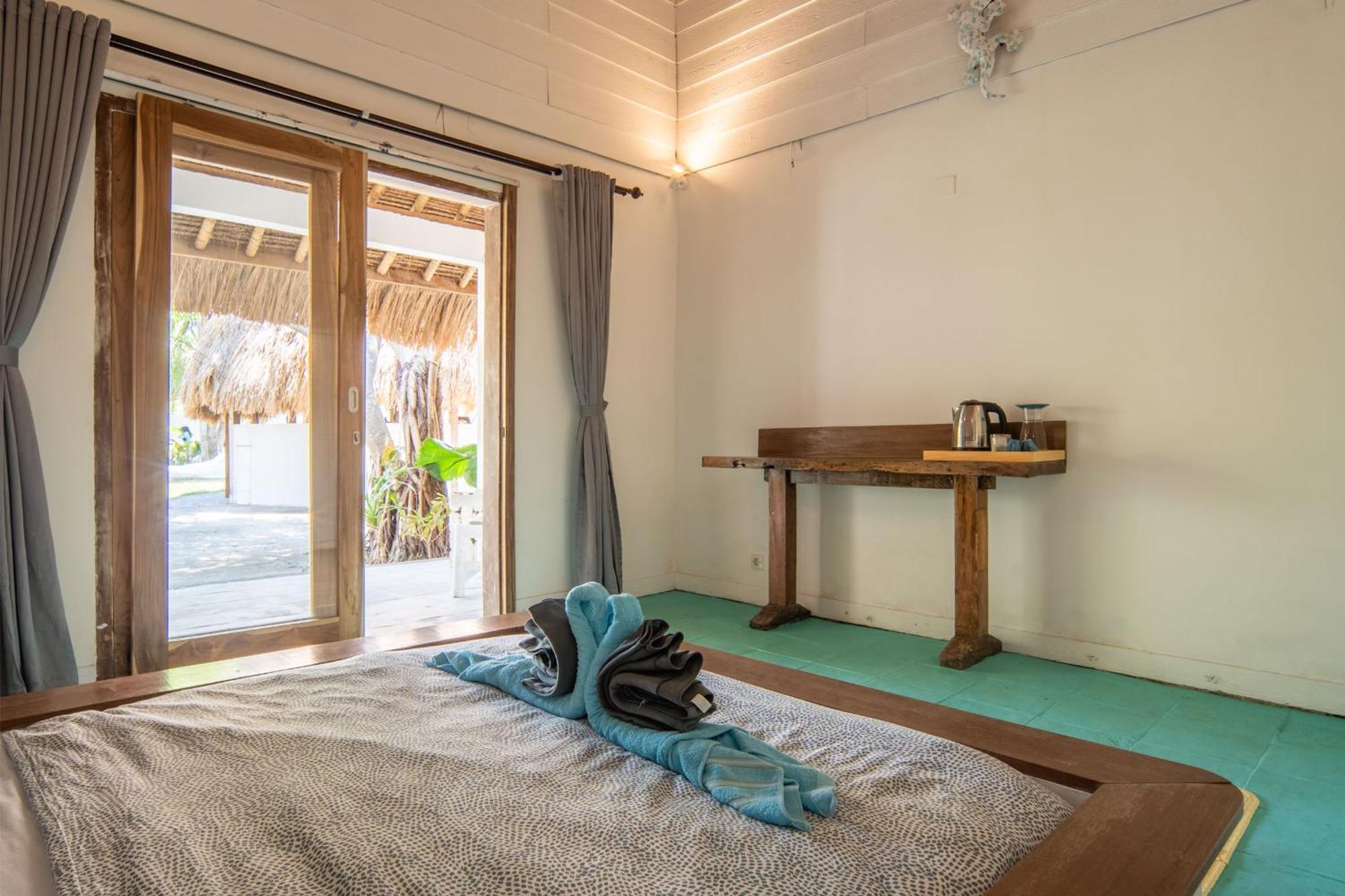 Tiki Boutique Hotel Spa Lombok Selong Belanak Exterior photo