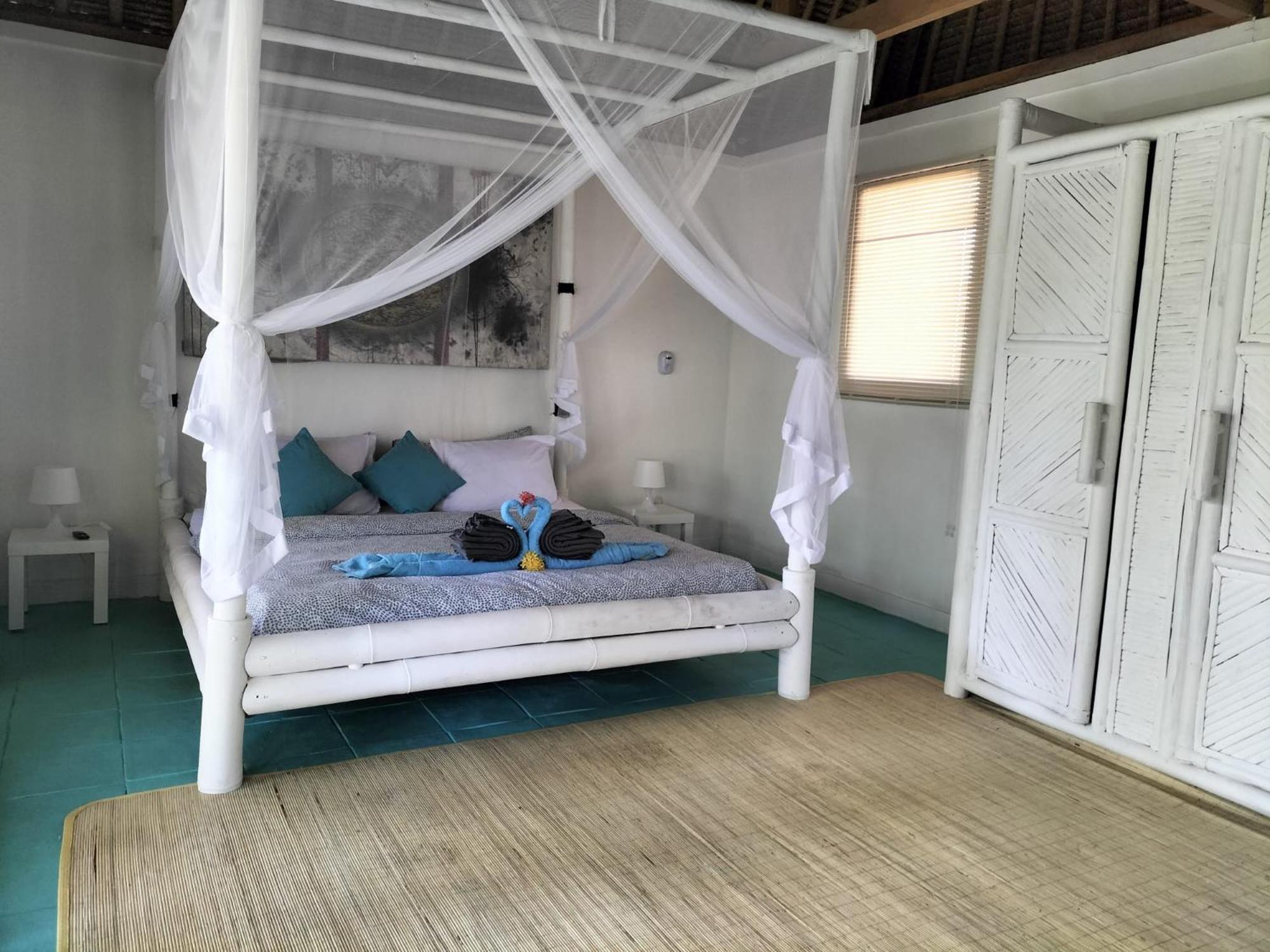 Tiki Boutique Hotel Spa Lombok Selong Belanak Exterior photo